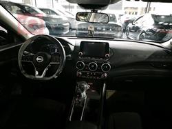 نیسان سێنترا